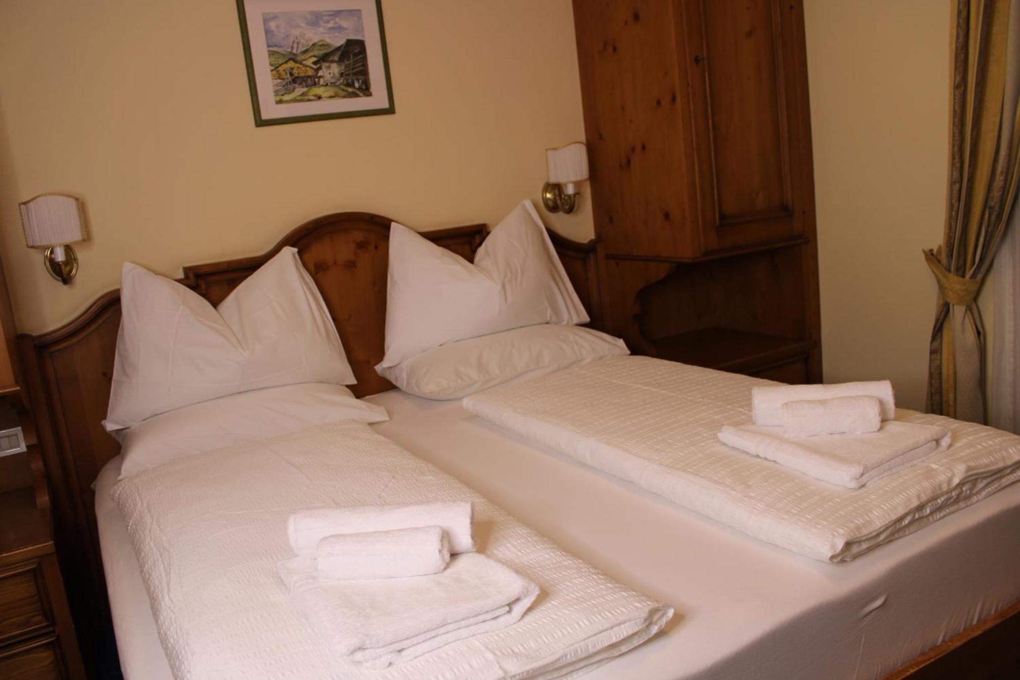 Hotel Europa Dolomites Selva di Val Gardena Dış mekan fotoğraf